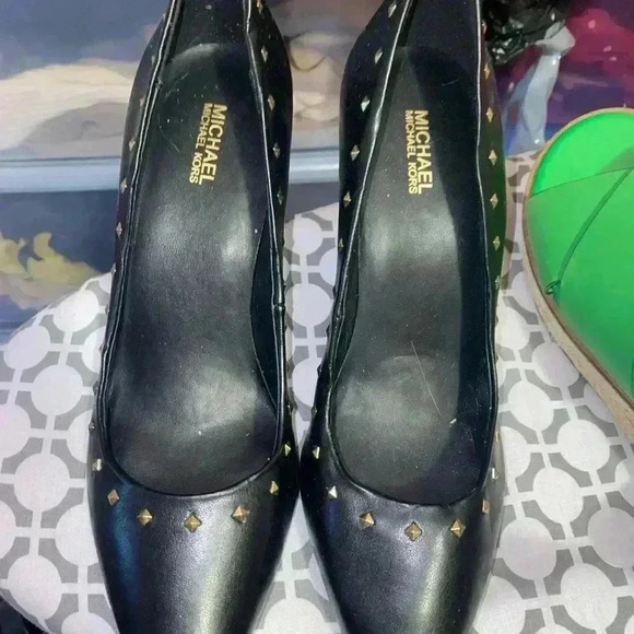 Womens Heels - Picture 4 of 5